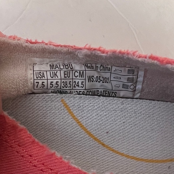 Vionic Malibu slip on sneaker - Picture 5 of 5